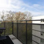 Apartment With 2 Bedrooms And Free Garage Poznan By Noclegi Renters
